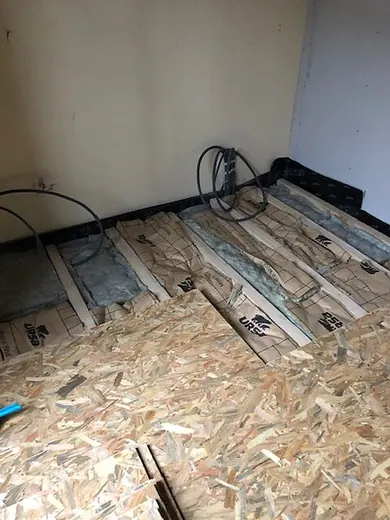 Préparation avant pose parquet collé sur OSB — photo 4